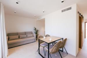 Malacosta A - MC Apartments Ibiza
