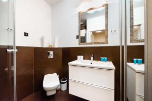 Mokotów Sunlight Apartment by BookingHost