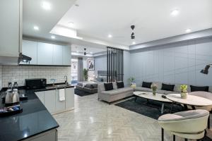 BedChambers Serviced Apartments, MG ROAD