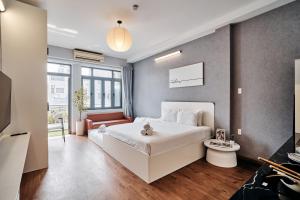 S Lux Apartment 5 mins walking in central