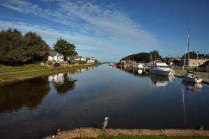 Tree Hill Cottage, Sleeps 4, Stratton, Bude