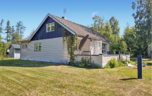 Amazing Home In Söne With Wifi