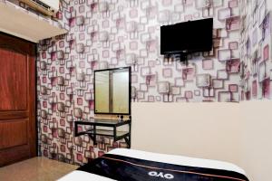 Hotel O Surabaya near Universitas Airlangga formerly Kertajaya Residence Surabaya