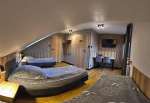 Triple Room with Balcony room in Atmosfera