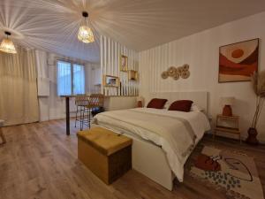 Appartements Studio Intime & Chaleureux - Terrasse privative - Lyon Sud : photos des chambres