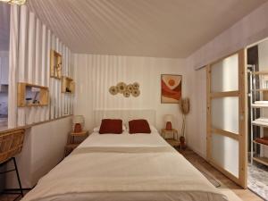 Appartements Studio Intime & Chaleureux - Terrasse privative - Lyon Sud : photos des chambres