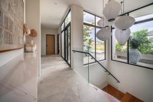 Stunning 6BR villa in an exclusive residence