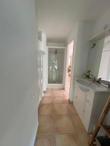 Appartements Logement avec jardin et terrain de petanque prive : photos des chambres