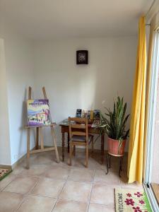 Appartements Logement avec jardin et terrain de petanque prive : photos des chambres