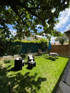 Logement avec jardin et terrain de pétanque privé