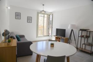 Appartements Citadella Calvi confort chaleureux et climatise : photos des chambres