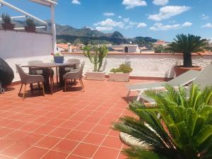 Breathtaking view penthouse 200 meters from the sea