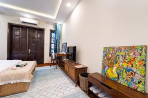 Nguyen Le Suite