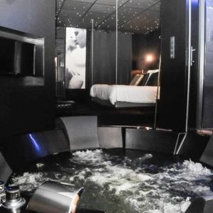 Suite Chic - Antre-parenthèse