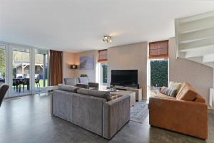 Oude Nieuwelandseweg 33B - Ouddorp - Villa Hopper (met jacuzzi, extra kosten voor gebruik)