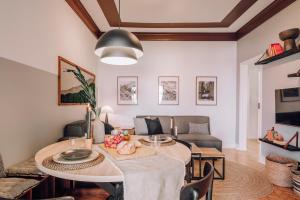 Zou - 3 bedrooms, office and terrace in Alvalade