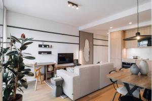 Biel - 2 bedrooms, pool and parking in Arroios