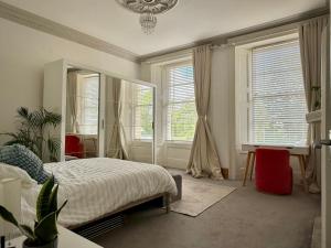 Entire Apartment by City Centre & Harbourside