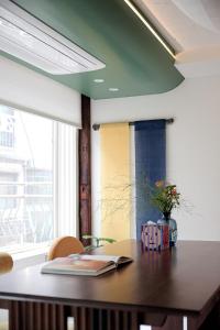 Hipphere #NEW#Gyeongbokgung Palace #Airportbuswalk #Jongno #Myeongdong #Bukchon #Gwanghwamun #Seongsu #Familytravel #Friendshiptravel