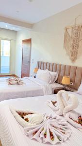 Infinity Pyramids Inn