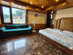 Hotel Gujral