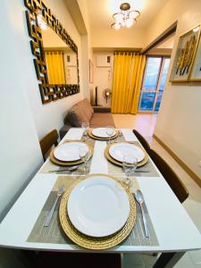 8 Skyline Sunset Suite