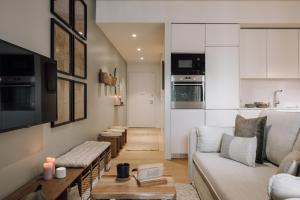 Tinggi - 1 bedroom and balcony in Saldanha