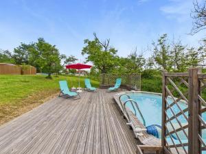 Maisons de vacances Superbe maison de plain pied avec piscine pour 6 : photos des chambres