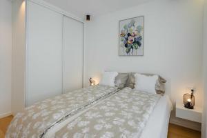 Aurelius Luxury Apartment