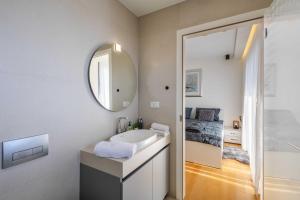 Aurelius Luxury Apartment