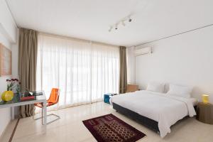 Serenity Penthouse with terrace in Exarcheia