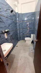 Skyline Hotel - Near Ram Mandir