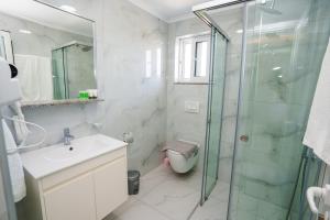 Sea La Vie by Hotel Anna
