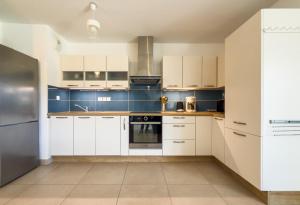 appartement chic LA LONDE LES MAURES