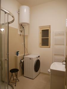 Quiet and spacious flat near city centre in Prague 3