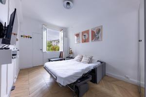 Romantic 3 Stars - Studio suite by Canal Saint-Martin