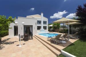 Marigo Villa in Salvia Villas - 4hvězdičkové hotely ve městě Skouloúfia