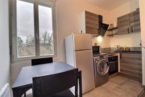 Appartements Les Apparts du Pont Vert - lit double - WiFi - tout inclus - 3 : photos des chambres