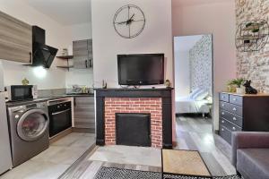 Appartements Les Apparts du Pont Vert - lit double - WiFi - tout inclus - 3 : photos des chambres
