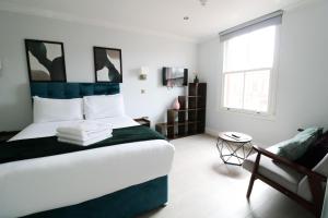 High Street Kensington by Viridian Apartments