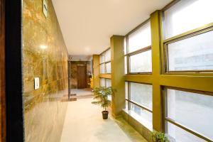 FabHotel Relax - Opp Hotel Leela