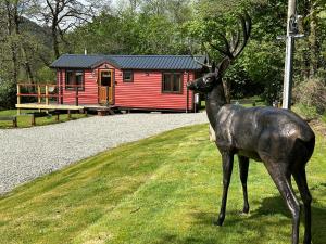 Rashfield Sheilings - Riverside Lodges, by Pucks Glen, Dunoon