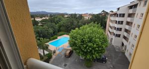 LE BELLEVUE - APPARTEMENT - FREJUS -T2-Piscine