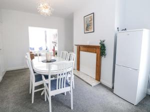 15 South Avenue Mews