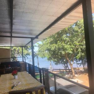 CABAÑA ROHAYHU- Frente al rio Paraná -Coratei-Ayolas Misiones-Paraguay