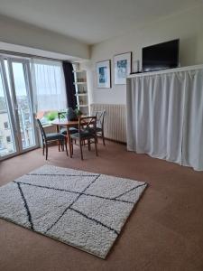 Studio Jules De Trooz