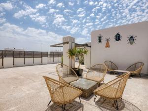 Livensa Living Studios Valencia Marina Real Hotel-Apartamento