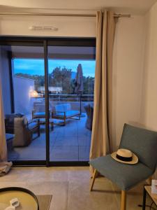 Appartement Neuf Grande Terrasse AGOSTA PLAGE