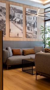 Avenue Hotel