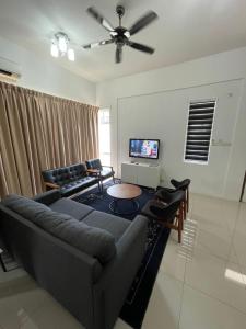Tiarapuri Homestay Tiara Golf Country Club,Ayer Keroh Melaka